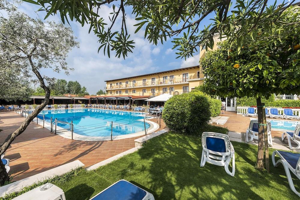 Hotel Antico Monastero Toscolano-Maderno Esterno foto