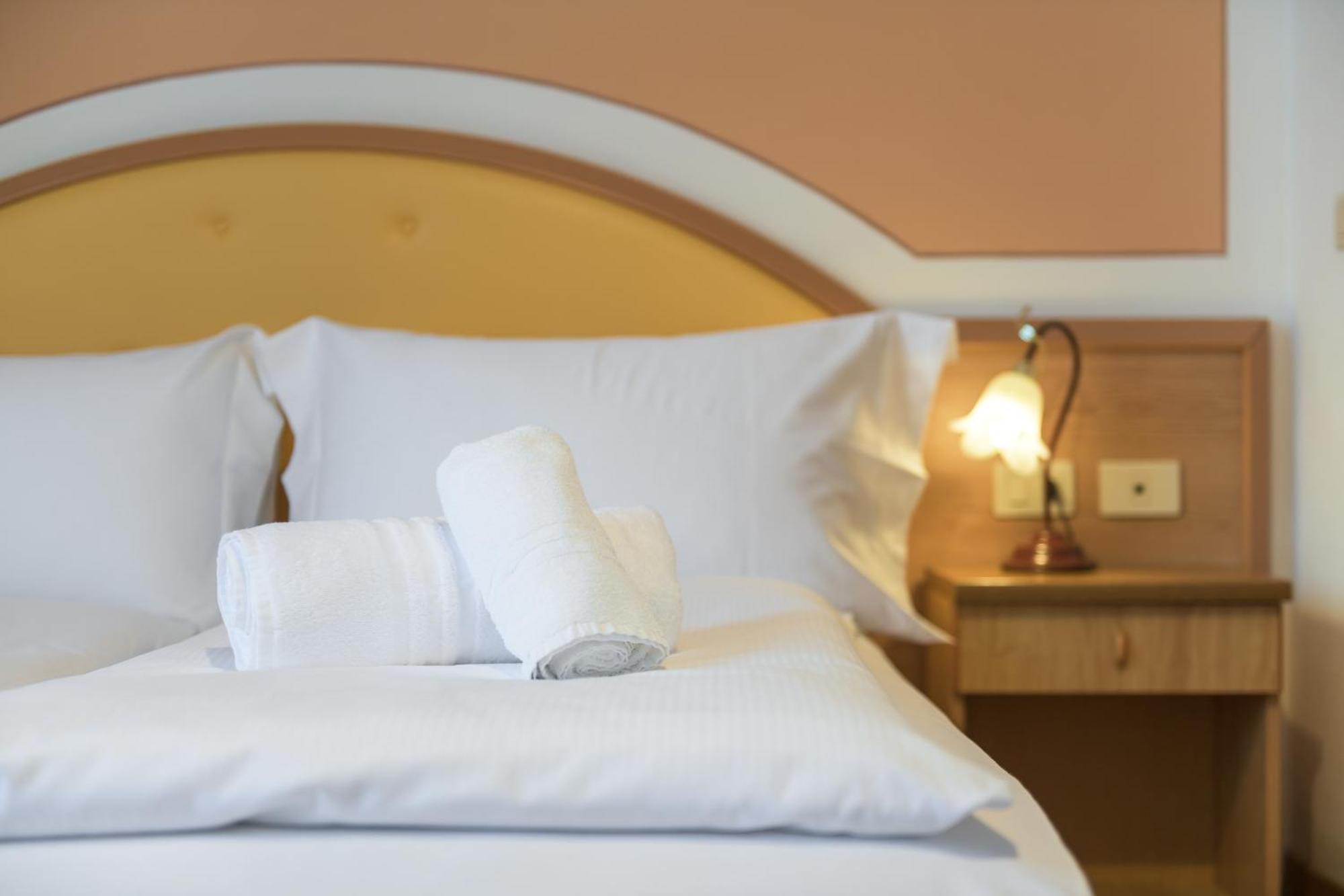 Hotel Antico Monastero Toscolano-Maderno Esterno foto